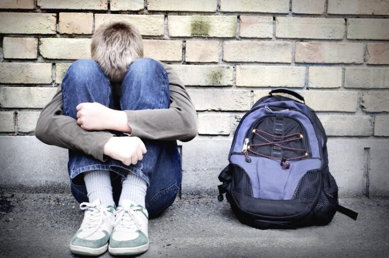 “Mamma, quel bambino mi picchia!”. Il fenomeno del bullismo